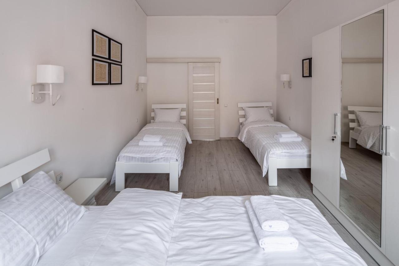 Bookinist Apartment Lviv Ngoại thất bức ảnh