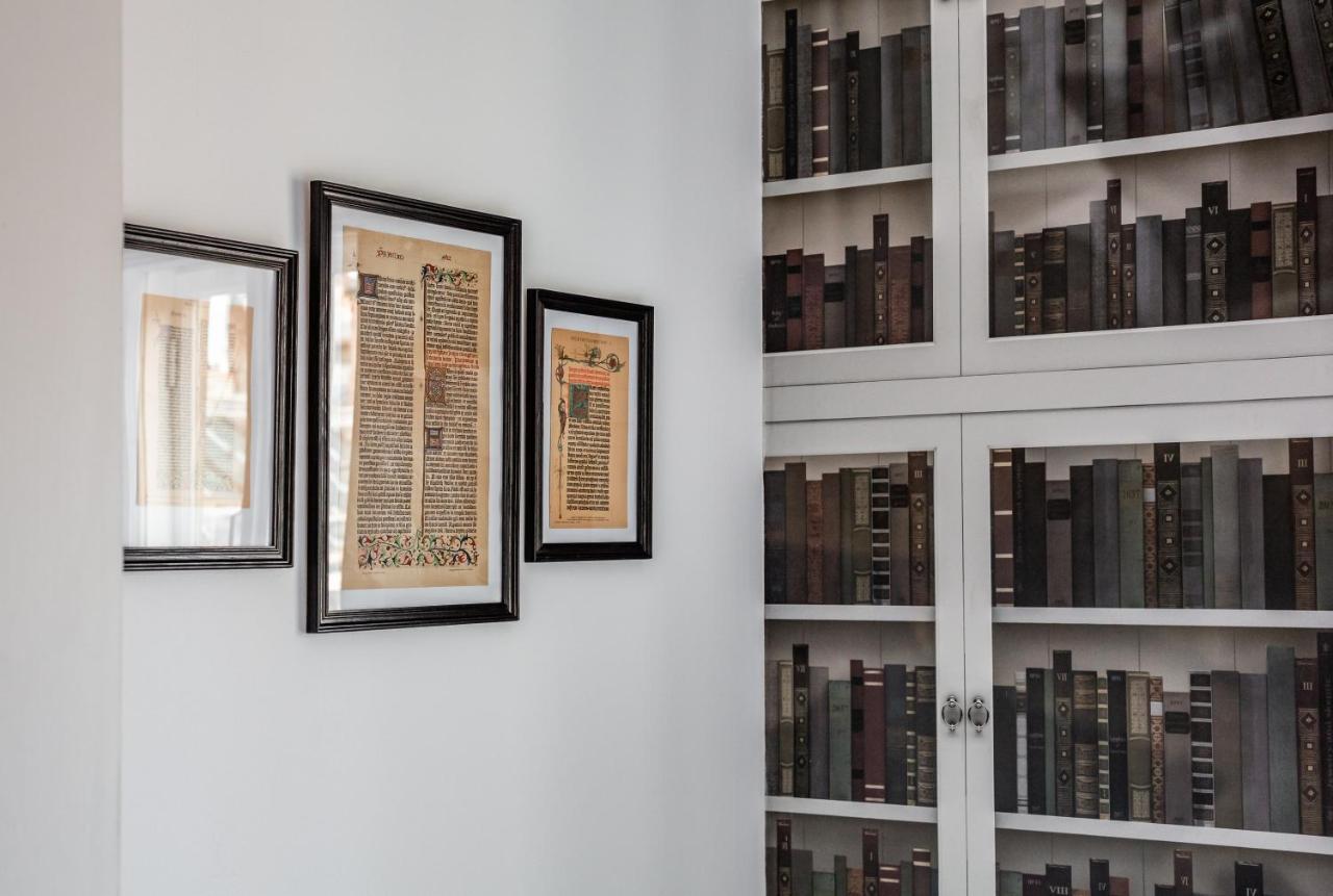 Bookinist Apartment Lviv Ngoại thất bức ảnh