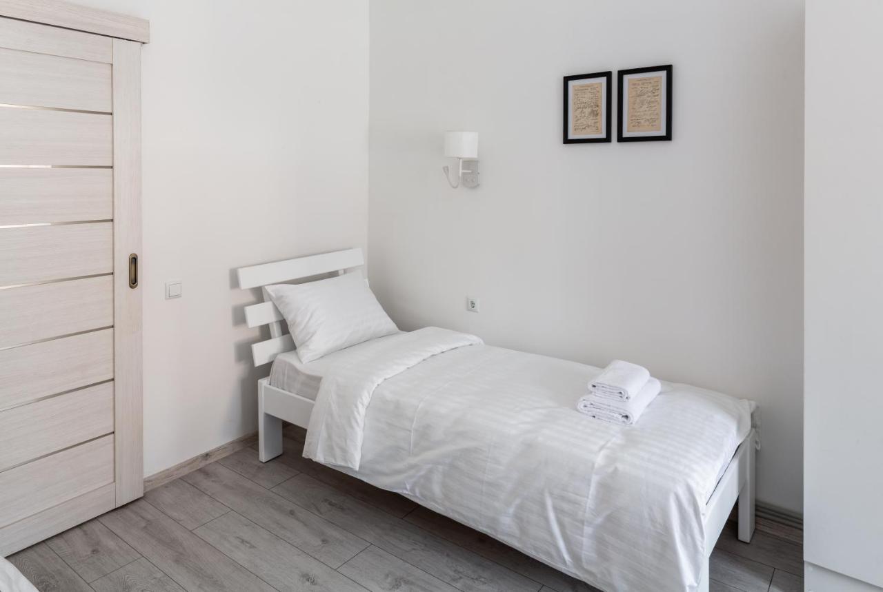 Bookinist Apartment Lviv Ngoại thất bức ảnh