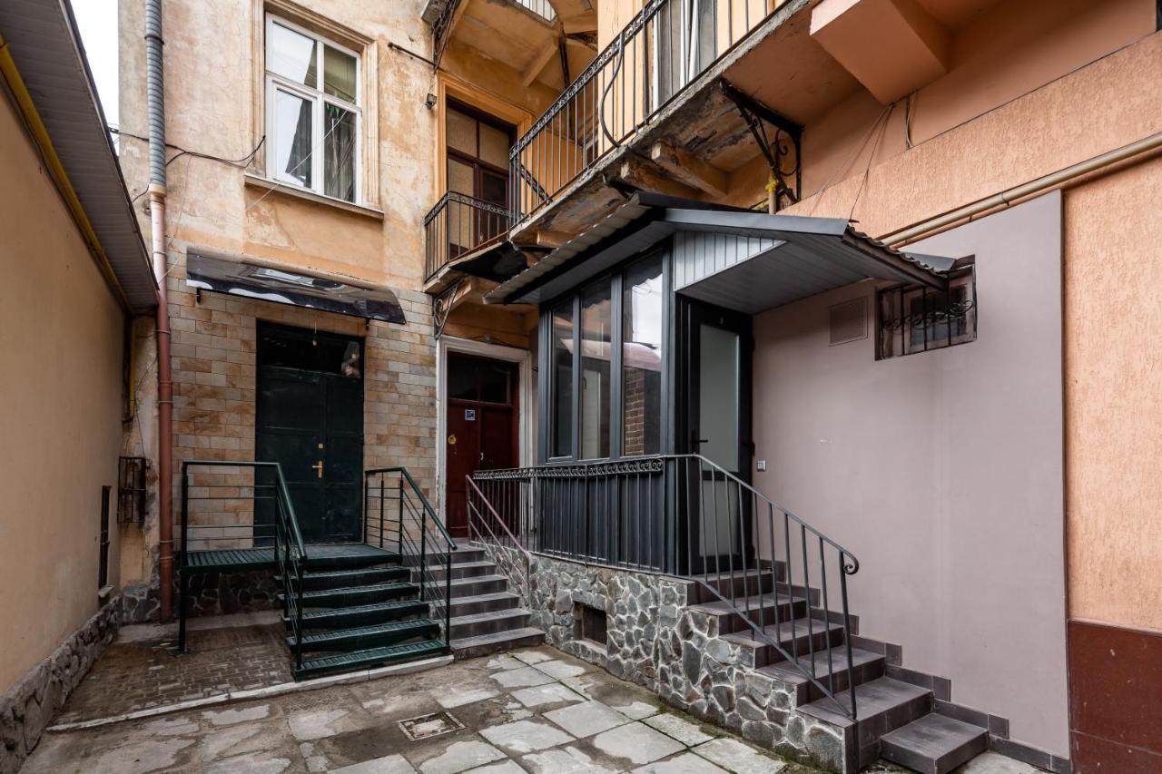 Bookinist Apartment Lviv Ngoại thất bức ảnh