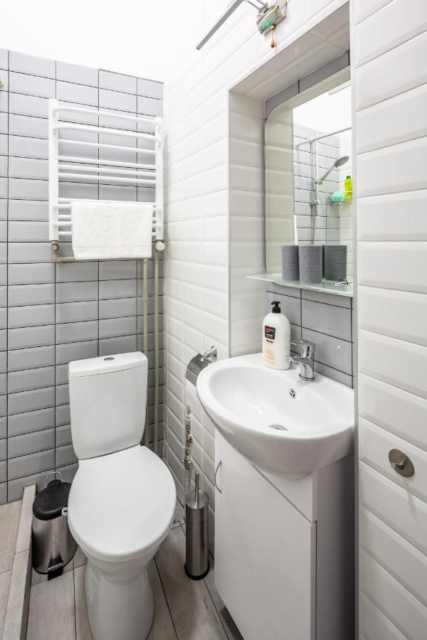Bookinist Apartment Lviv Ngoại thất bức ảnh
